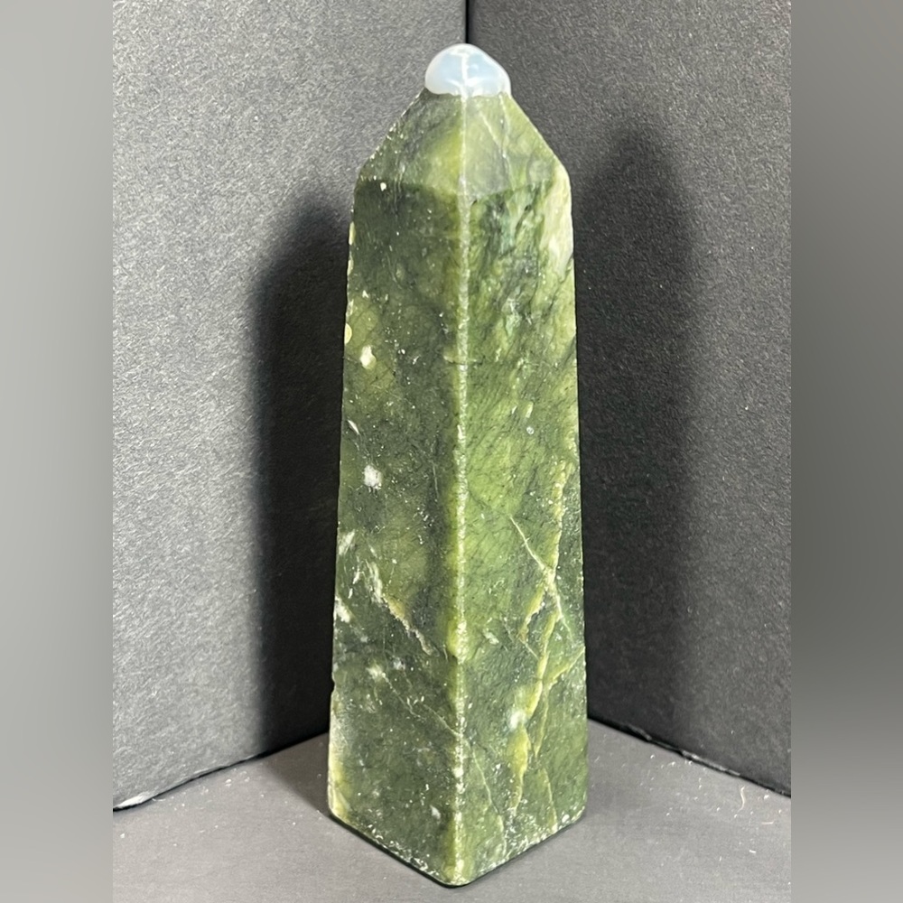 Indian agate tower 105g